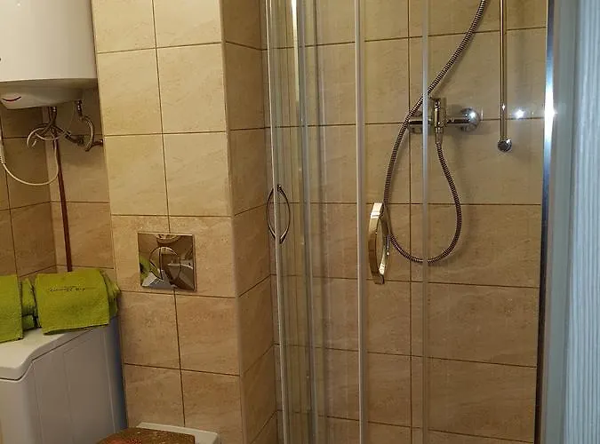 Na Wzgorzu * גדינייה